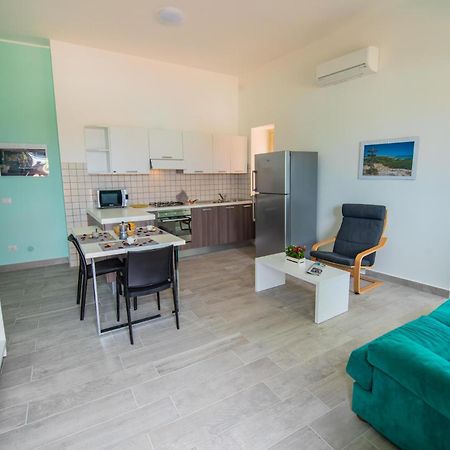Апартаменты "Il Segreto" Vista Panoramica Sulle Isole Eolie Con Piscina, Palestra E Wifi Патти Экстерьер фото