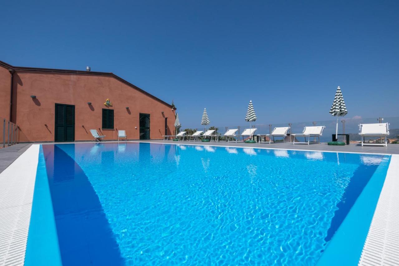 Апартаменты "Il Segreto" Vista Panoramica Sulle Isole Eolie Con Piscina, Palestra E Wifi Патти Экстерьер фото