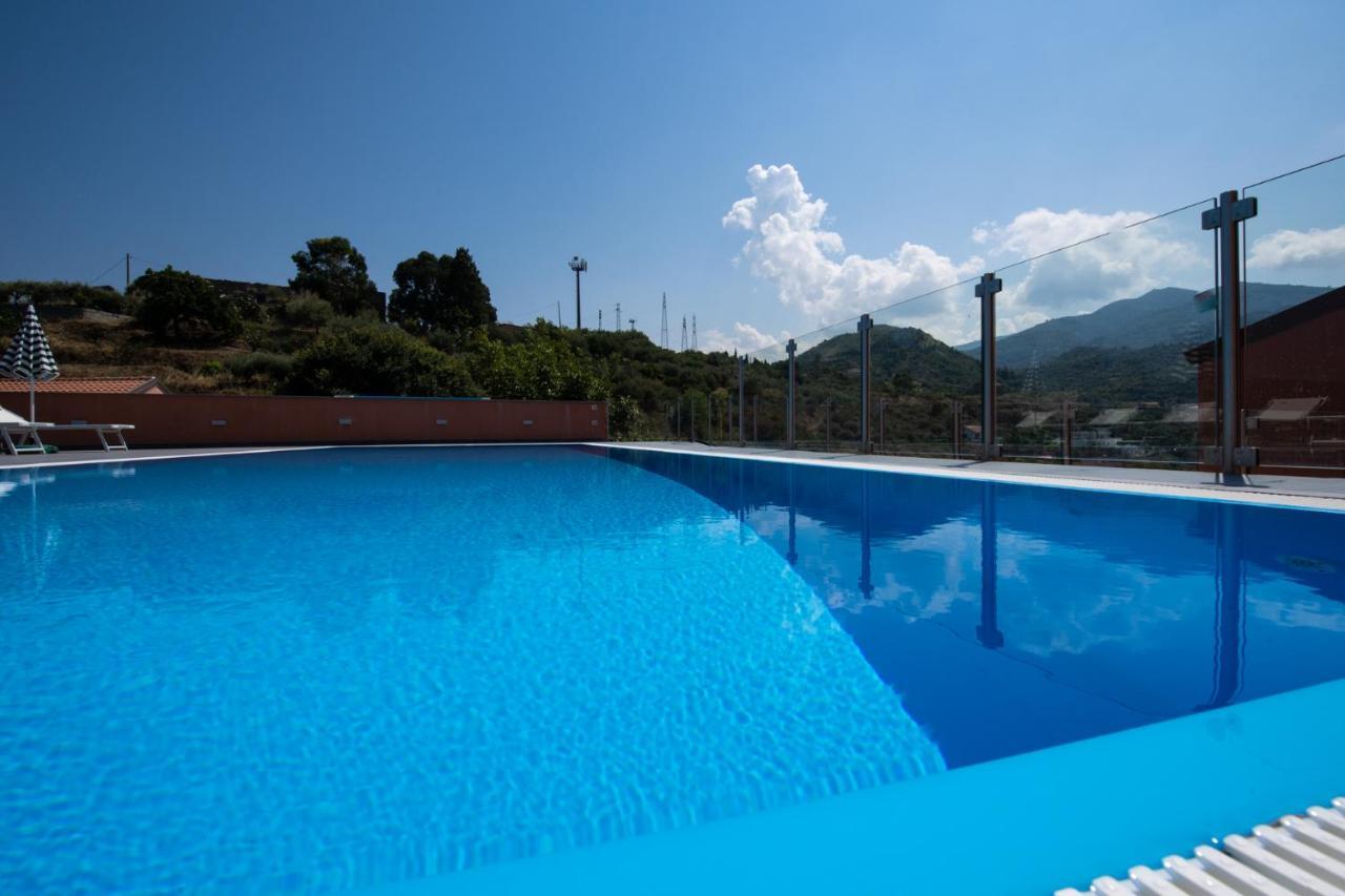 Апартаменты "Il Segreto" Vista Panoramica Sulle Isole Eolie Con Piscina, Palestra E Wifi Патти Экстерьер фото