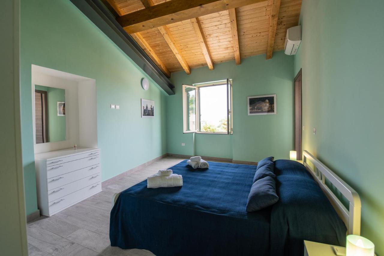 Апартаменты "Il Segreto" Vista Panoramica Sulle Isole Eolie Con Piscina, Palestra E Wifi Патти Экстерьер фото